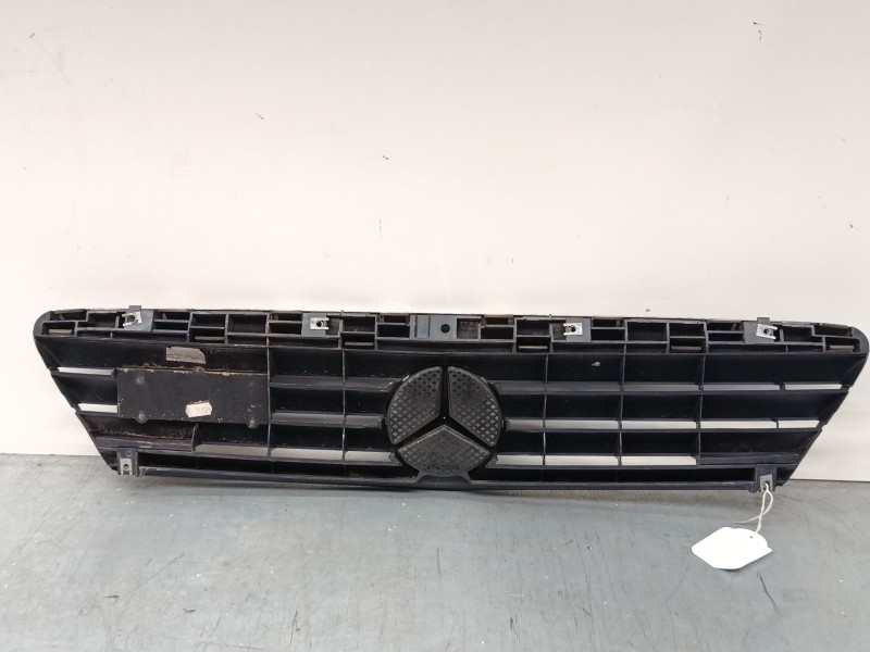Recambio de rejillas capo para mercedes-benz clase a (w168) a 160 (168.033, 168.133) referencia OEM IAM   