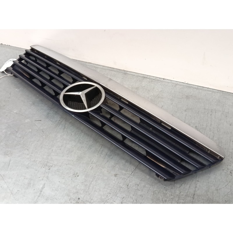 Recambio de rejillas capo para mercedes-benz clase a (w168) a 160 (168.033, 168.133) referencia OEM IAM   