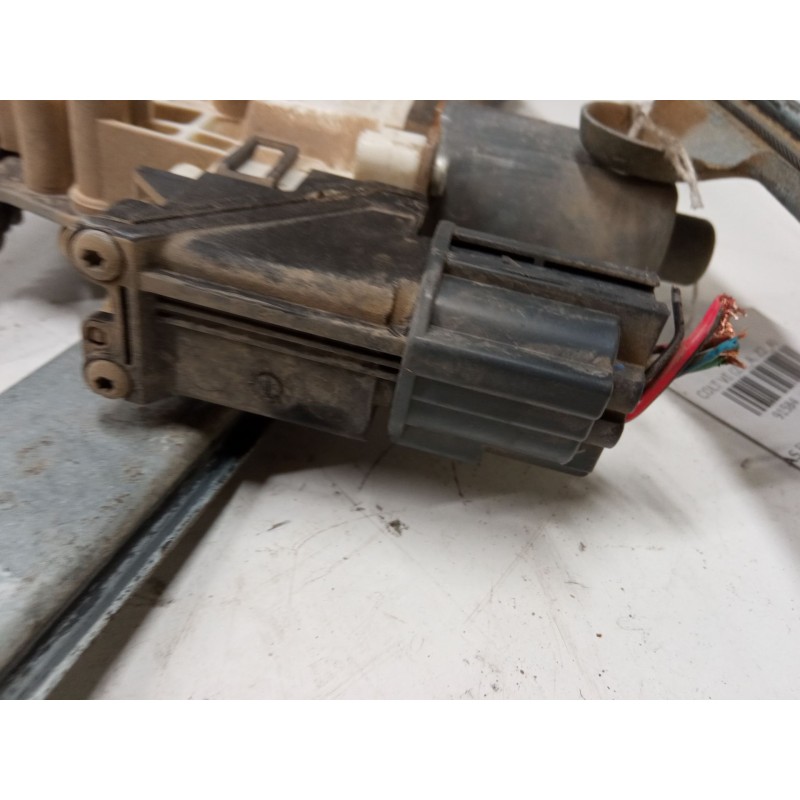 Recambio de elevalunas electrico delantero derecho para mitsubishi colt vi (z3_a, z2_a) 1.5 di-d (z39a) referencia OEM IAM   
