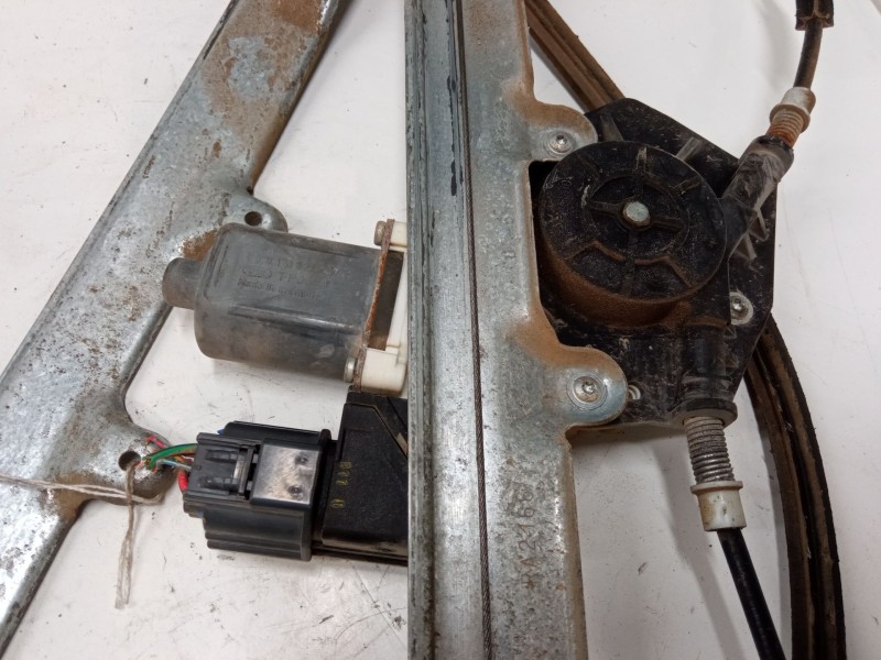 Recambio de elevalunas electrico delantero derecho para mitsubishi colt vi (z3_a, z2_a) 1.5 di-d (z39a) referencia OEM IAM   