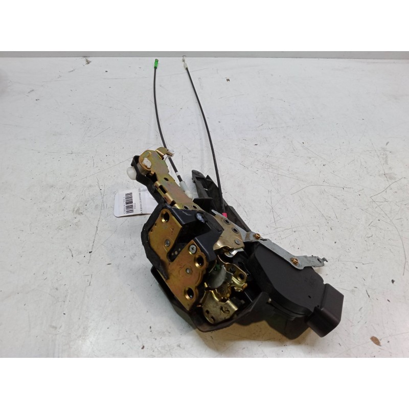 Recambio de cerradura puerta delantera izquierda para toyota corolla (_e12_) 2.0 d-4d (cde120_) referencia OEM IAM   