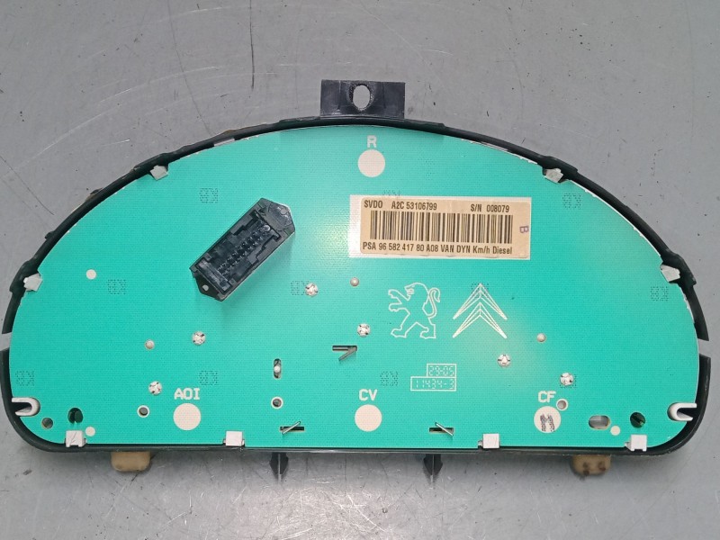 Recambio de cuadro instrumentos para peugeot 1007 (km_) 1.4 hdi referencia OEM IAM 96582417  