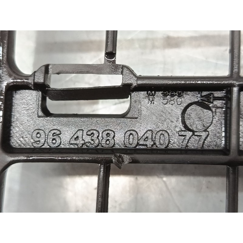 Recambio de rejilla inferior paragolpes para peugeot partner furgoneta/monovolumen (5_, g_) 1.6 hdi 75 referencia OEM IAM   