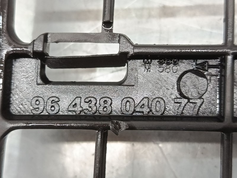 Recambio de rejilla inferior paragolpes para peugeot partner furgoneta/monovolumen (5_, g_) 1.6 hdi 75 referencia OEM IAM   