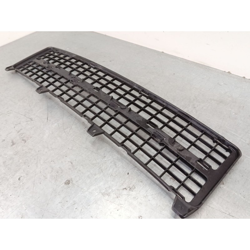 Recambio de rejilla inferior paragolpes para peugeot partner furgoneta/monovolumen (5_, g_) 1.6 hdi 75 referencia OEM IAM   