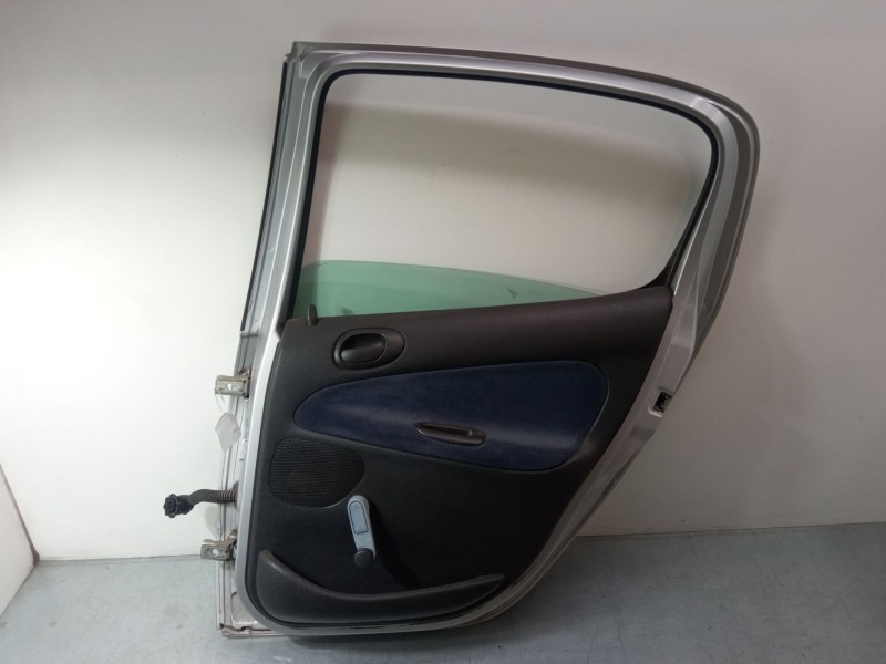 Recambio de puerta trasera derecha para peugeot 206 hatchback (2a/c) 1.9 d referencia OEM IAM   