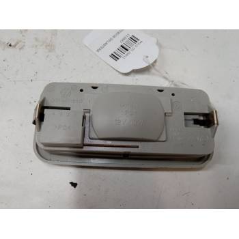 LUZ INTERIOR DELANTERA 6N0947105D 