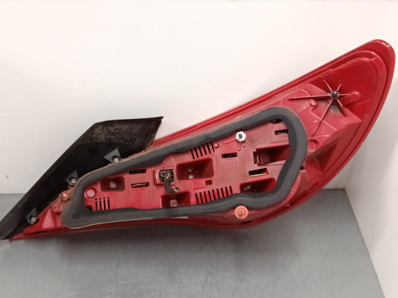 Recambio de piloto trasero izquierdo para mercedes-benz cla coupé (c117) cla 220 cdi / d (117.303) referencia OEM IAM A117906230