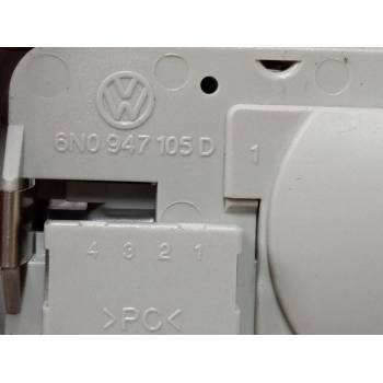 LUZ INTERIOR DELANTERA 6N0947105D 