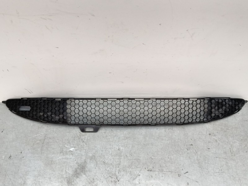 Recambio de rejilla inferior paragolpes para peugeot 206 hatchback (2a/c) 1.4 i referencia OEM IAM   