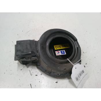 TAPA EXTERIOR COMBUSTIBLE 