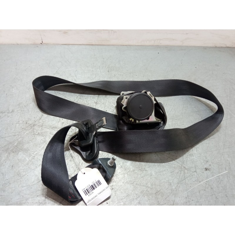 Recambio de cinturon seguridad trasero derecho para peugeot 208 i (ca_, cc_) 1.2 vti 82 referencia OEM IAM 98063163  