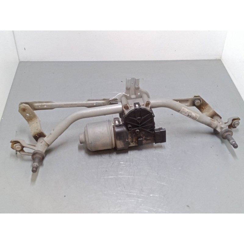 Recambio de motor limpia delantero para peugeot 208 i (ca_, cc_) 1.2 vti 82 referencia OEM IAM 9673222580  