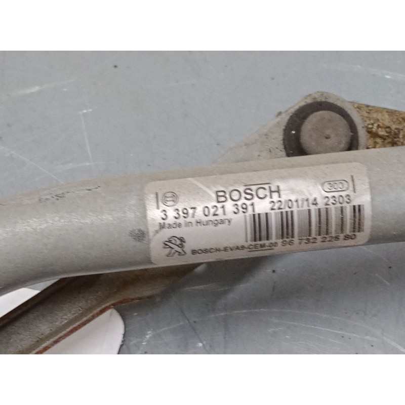 Recambio de motor limpia delantero para peugeot 208 i (ca_, cc_) 1.2 vti 82 referencia OEM IAM 9673222580  