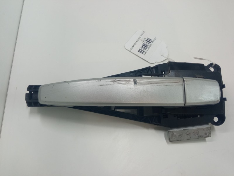 Recambio de maneta exterior puerta delantera derecha para opel zafira tourer c (p12) 1.6 cdti (75) referencia OEM IAM   