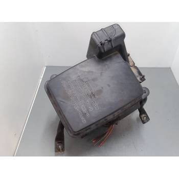 CAJA RELES / FUSIBLES 
