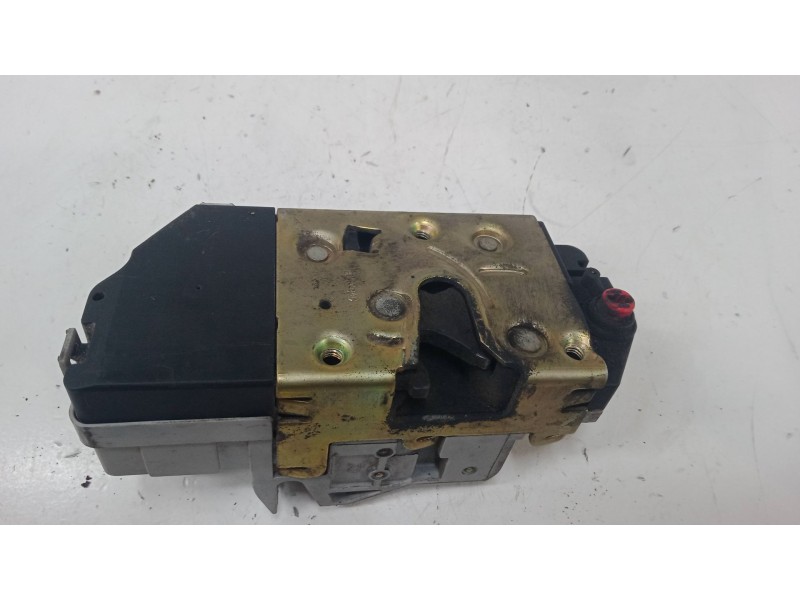 Recambio de cerradura puerta trasera derecha para peugeot 206 sw (2e/k) 1.4 hdi referencia OEM IAM   