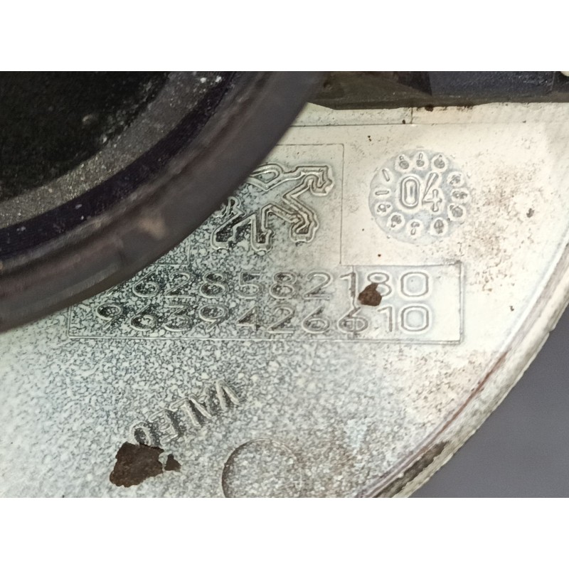 Recambio de tapa exterior combustible para peugeot 206 sw (2e/k) 1.6 hdi 110 referencia OEM IAM 9639426610  