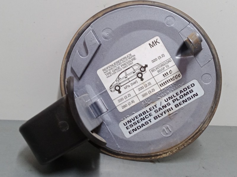 Recambio de tapa exterior combustible para opel zafira a monospace (t98) 1.8 16v (f75) referencia OEM IAM   