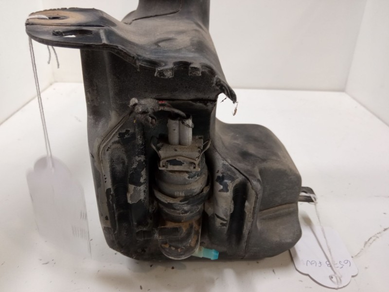 Recambio de deposito limpiaparabrisas para opel zafira / zafira family b (a05) 1.6 (m75) referencia OEM IAM 644500993  
