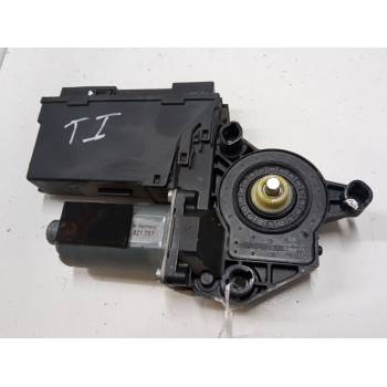 MOTOR ELEVALUNA TRASERO IZQUIERDO 8z0959801b 9700104332108 