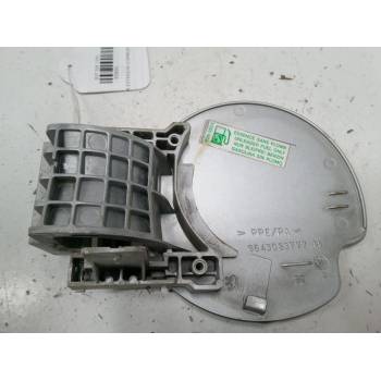 TAPA EXTERIOR COMBUSTIBLE 