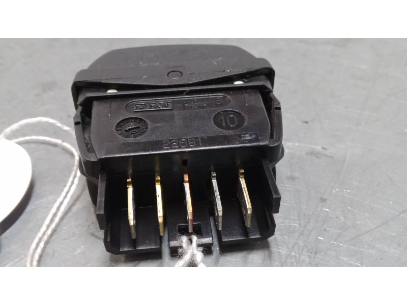 Recambio de mando elevalunas delantero izquierdo para citroën xsara picasso (n68) 2.0 hdi referencia OEM IAM   