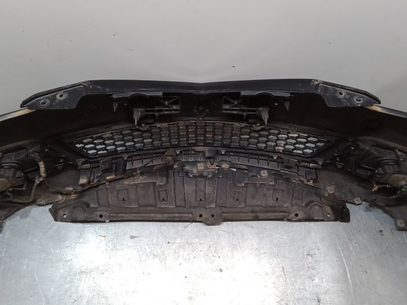 Recambio de paragolpes delantero para mazda 3 (bk) 1.6 di turbo referencia OEM IAM   