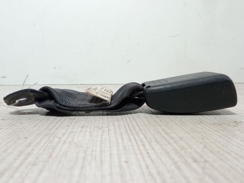 Recambio de anclaje cinturon trasero central para subaru justy iii (g3x) 1.5 awd (g3x413) referencia OEM IAM 84906-86G0  