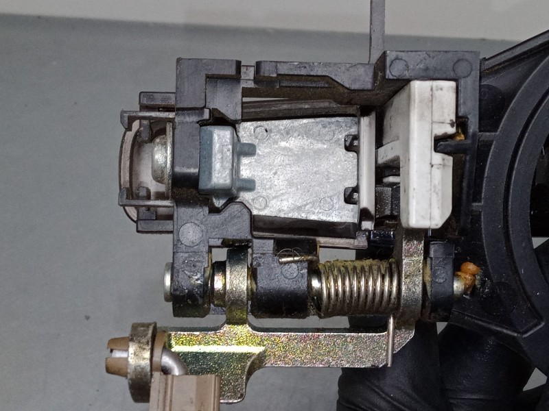 Recambio de maneta exterior puerta delantera derecha para mitsubishi lancer viii (cy_a, cz_a) 1.5 referencia OEM IAM   