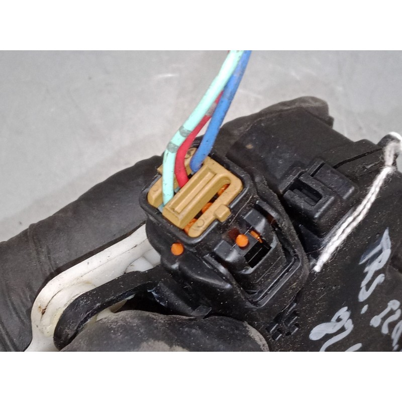 Recambio de cerradura puerta trasera izquierda para mitsubishi lancer viii (cy_a, cz_a) 1.5 referencia OEM IAM   