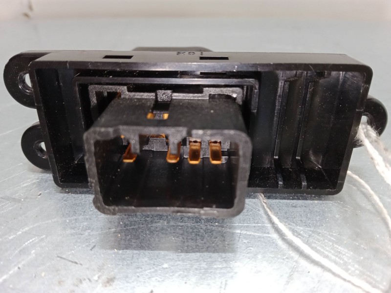 Recambio de mando elevalunas trasero izquierdo para hyundai i30 (fd) 1.4 referencia OEM IAM   