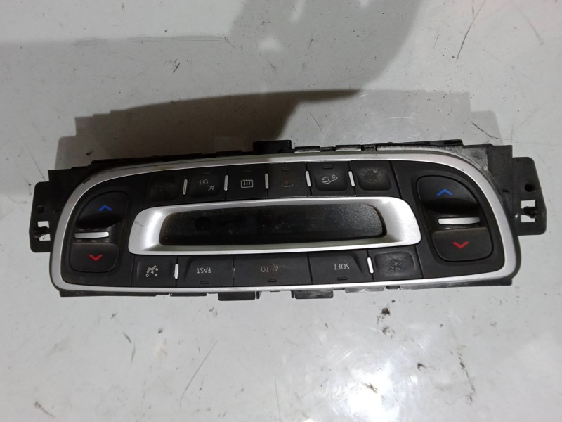 Recambio de mando climatizador para renault fluence (l3_) 1.5 dci (l30d, l30l, l306, l33f, l33l, l33m, l33v, l33w) referencia OE Recambio de mando climatizador para renault fluence (l3_) 1.5 dci (l30d, l30l, l306, l33f, l33l, l33m, l33v, l33w) referencia OE