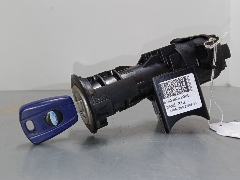 Recambio de clausor para ford ka (ru8) 1.2 referencia OEM IAM 51800628B365  61089800