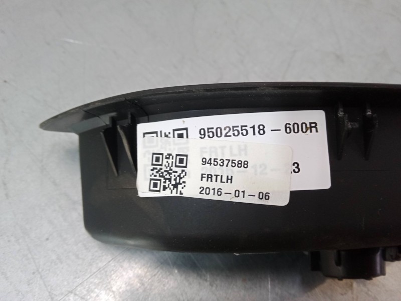 Recambio de mando elevalunas delantero izquierdo para opel mokka / mokka x (j13) 1.6 cdti (_76) referencia OEM IAM 95025518-600R