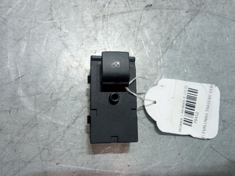 Recambio de mando elevalunas trasero derecho para opel mokka / mokka x (j13) 1.6 cdti (_76) referencia OEM IAM 13301888  