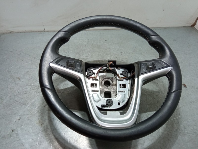 Recambio de volante multifincion para opel mokka / mokka x (j13) 1.6 cdti (_76) referencia OEM IAM 13473053  