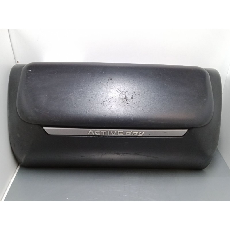 Recambio de guantera para iveco stralis ad 260 s 36 y/ps euro5 ad260s36y ps referencia OEM IAM 1820314001  