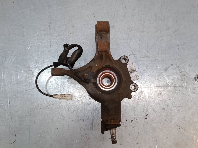 Recambio de mangueta delantera izquierda para peugeot 307 cc (3b) 2.0 hdi 135 referencia OEM IAM   