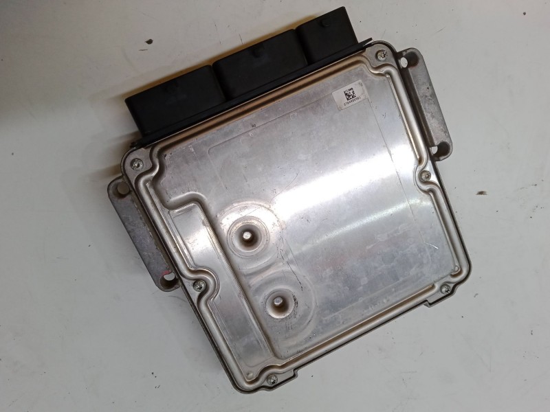 Recambio de centralita motor uce para renault clio iv (bh_) 1.5 dci 90 referencia OEM IAM   