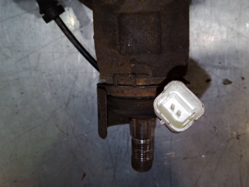 Recambio de mangueta delantera izquierda para peugeot 307 cc (3b) 2.0 hdi 135 referencia OEM IAM   