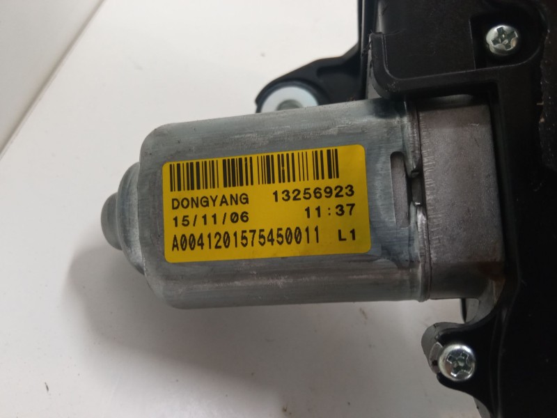Recambio de motor limpia trasero para opel zafira tourer c (p12) 1.6 cdti (75) referencia OEM IAM 13256923  