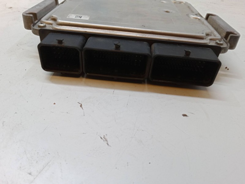 Recambio de centralita motor uce para renault clio iv (bh_) 1.5 dci 90 referencia OEM IAM   