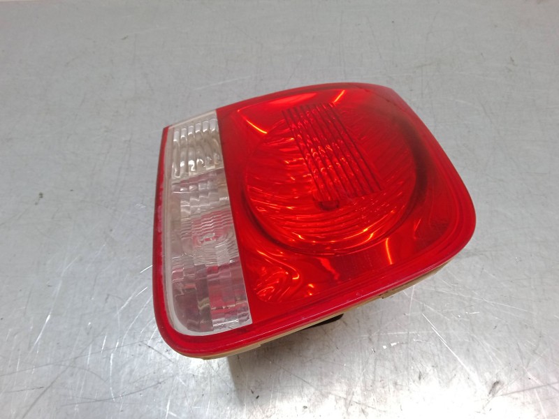 Recambio de piloto trasero porton izquierdo para volkswagen touareg (7la, 7l6, 7l7) 2.5 r5 tdi referencia OEM IAM 7L6945093H  