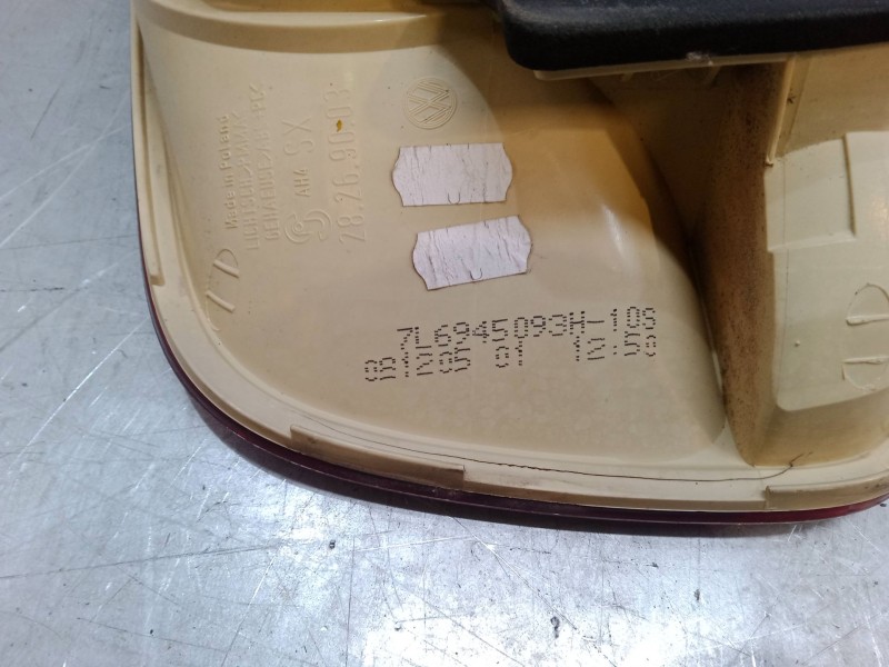 Recambio de piloto trasero porton izquierdo para volkswagen touareg (7la, 7l6, 7l7) 2.5 r5 tdi referencia OEM IAM 7L6945093H  