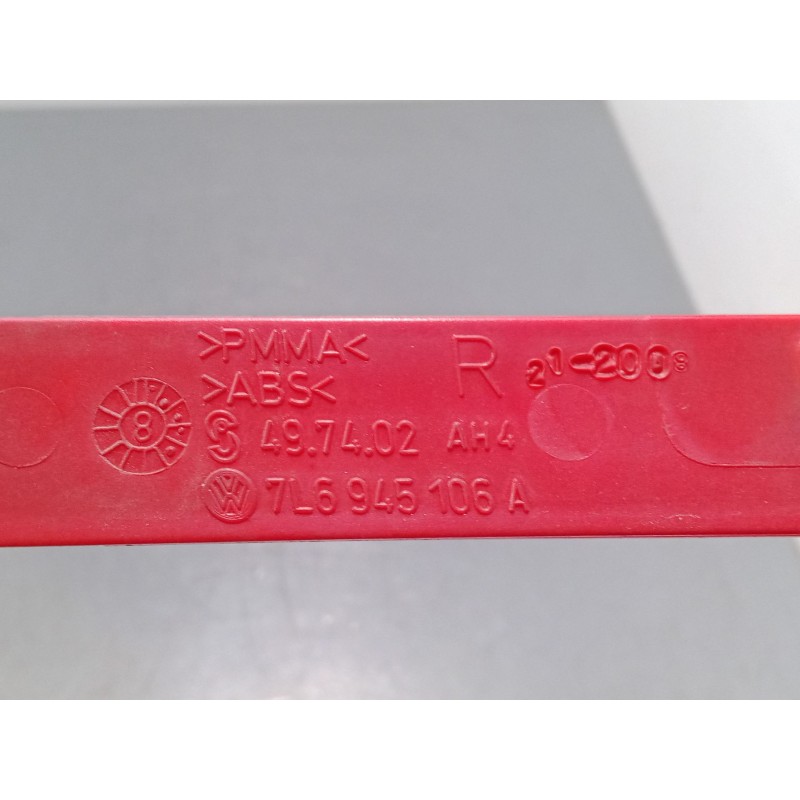 Recambio de catadioptrico trasero derecho para volkswagen touareg (7la, 7l6, 7l7) 2.5 r5 tdi referencia OEM IAM 7L6945106A  