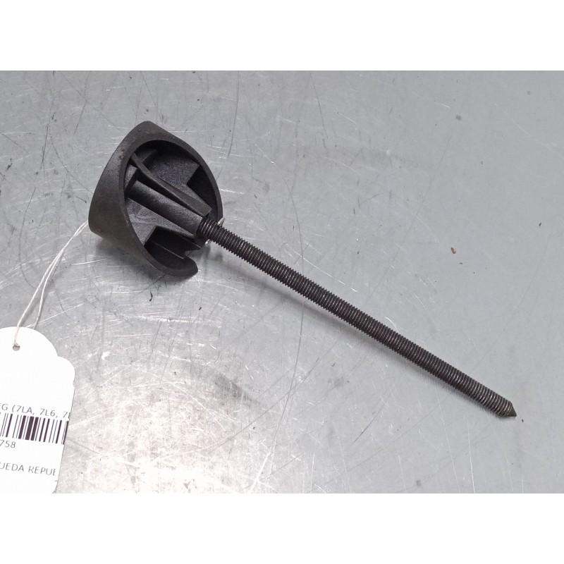 Recambio de soporte rueda repuesto para volkswagen touareg (7la, 7l6, 7l7) 2.5 r5 tdi referencia OEM IAM   