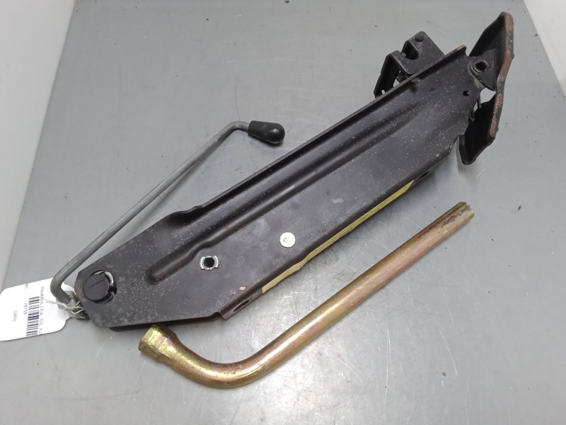 Recambio de gato para volkswagen touareg (7la, 7l6, 7l7) 2.5 r5 tdi referencia OEM IAM   