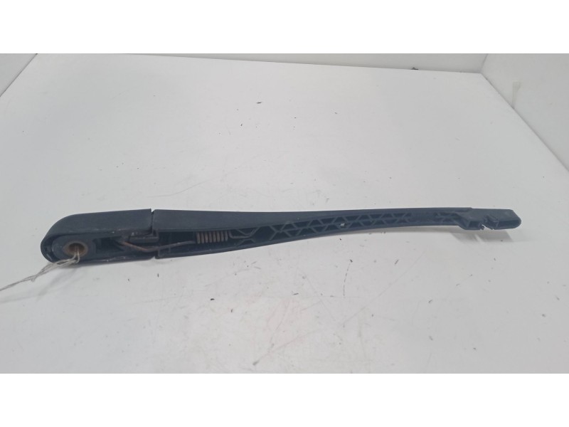 Recambio de brazo limpia trasero para peugeot 207/207+ (wa_, wc_) 1.4 16v referencia OEM IAM   