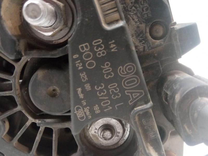 Recambio de alternador para seat leon (1m1) 1.9 tdi referencia OEM IAM 038903023L 0124325001 